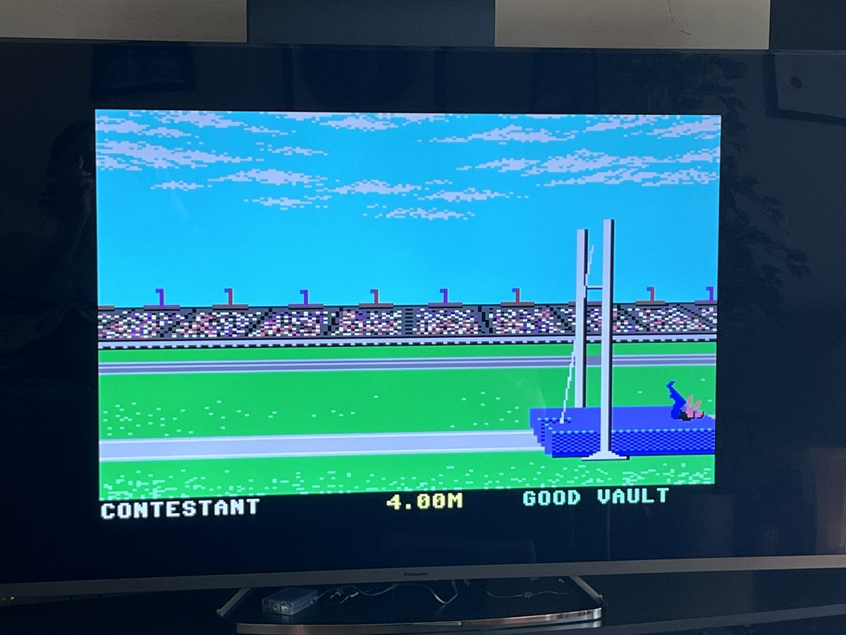 That took a good many tries, but very satisfying. My first Pole Vault. Let’s just say we’re sticking with practice for now. I think we’re a little way off from competition 😂 Love that you can practice as much as you want! #C64 #SummerGames #Evercade