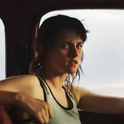 DiscussingFilm's tweet photo. Kristen Stewart and Oscar Isaac have been cast in a vampire thriller ‘FLESH OF THE GODS’ from director Panos Cosmatos

The film follows a married couple who leave their skyscraper condo every night into the electric nighttime realm of 80’s LA. https://t.co/L92FGDQ62d