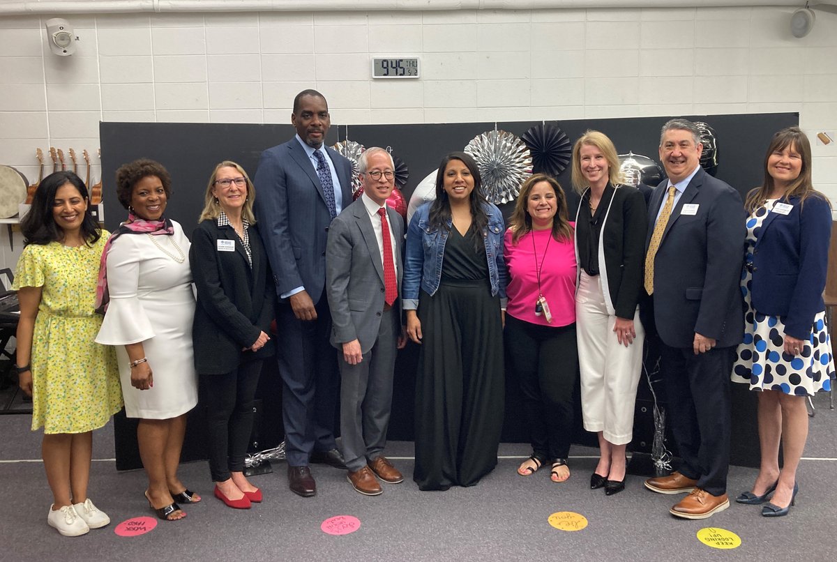 Indian Prairie 204 (@ipsd204) on Twitter photo Congratulations to Dr. Rachael Mahmood, 5th grade teacher at Georgetown Elementary, on being named the Illinois Teacher of the Year by the Illinois State Board of Education. Dr. Mahmood is the first IPSD teacher to receive this honor. <a href="/Georgetown204/">George The Hawk</a> <a href="/DrRMahmood/">Dr. Rachael Mahmood</a> <a href="/ATalley204/">ATalley204</a> Congratulations to Dr. Rachael Mahmood, 5th grade teacher at Georgetown Elementary, on being named the Illinois Teacher of the Year by the Illinois State Board of Education. Dr. Mahmood is the first IPSD teacher to receive this honor. <a href="/Georgetown204/">George The Hawk</a> <a href="/DrRMahmood/">Dr. Rachael Mahmood</a> <a href="/ATalley204/">ATalley204</a>