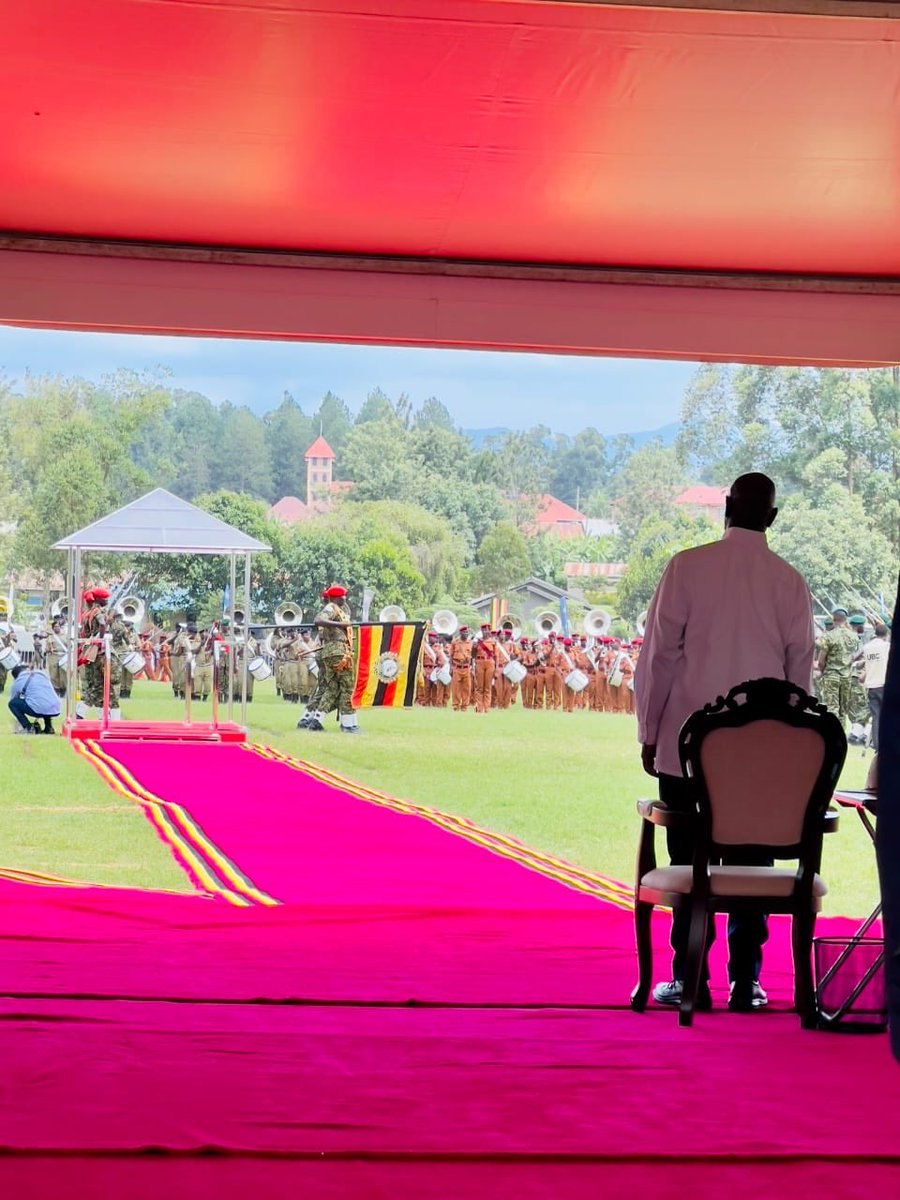 Yesterday at the International Labor Day celebrations in my home town Fort-Portal Tourism City. His Excellency the President ⁦@KagutaMuseveni⁩ said their's need for collective struggle, further noted that Jobs come from wealth, thus what's lacking is not jobs but vision.