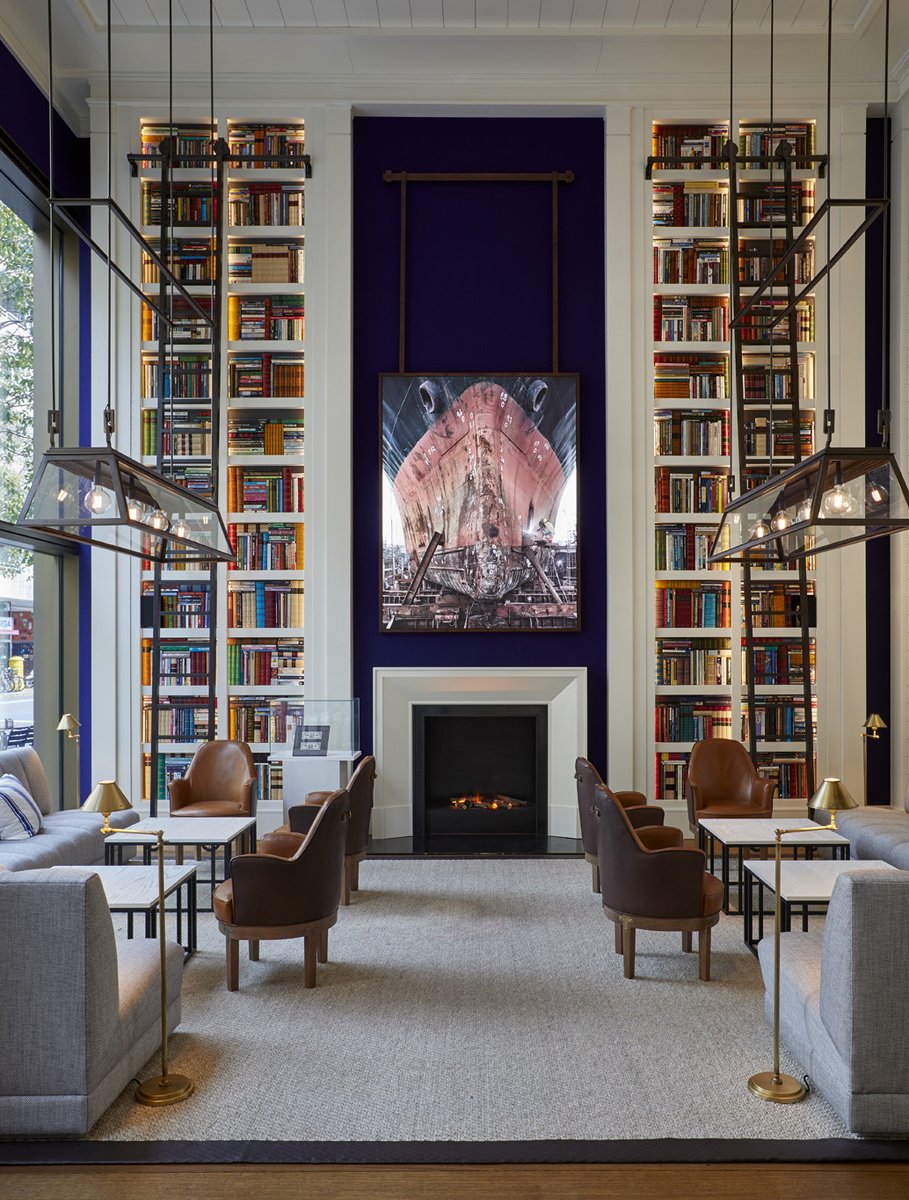 🌟🔑 #SeventyBarcelona has received a Michelin key.
We are celebrating this achievement that recognizes us in between the world’s best hotels.
Thanks to the team for making SeventyBarcelona an exceptional experience and to the Michelin Guide for recognizing it!
#MichelinGuide