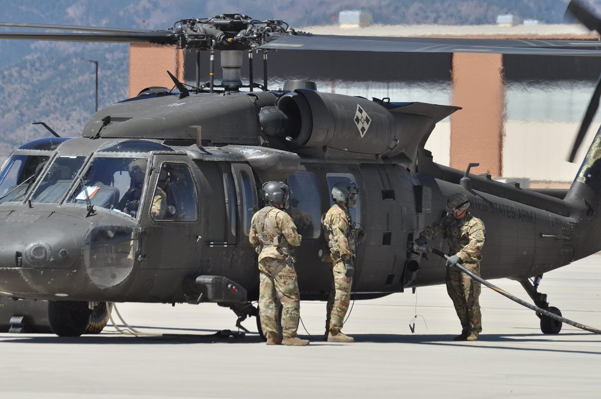 3-4 Assault Helicopter Battalion 'AHB' from the 4th Combat Aviation Brigade executed sling-load and refuel operations in support of long range air assault operations last week at Ft. Carson, CO. #4CAB Fueling the Fight! 🚁 #LethalTeams #ReadyPeople