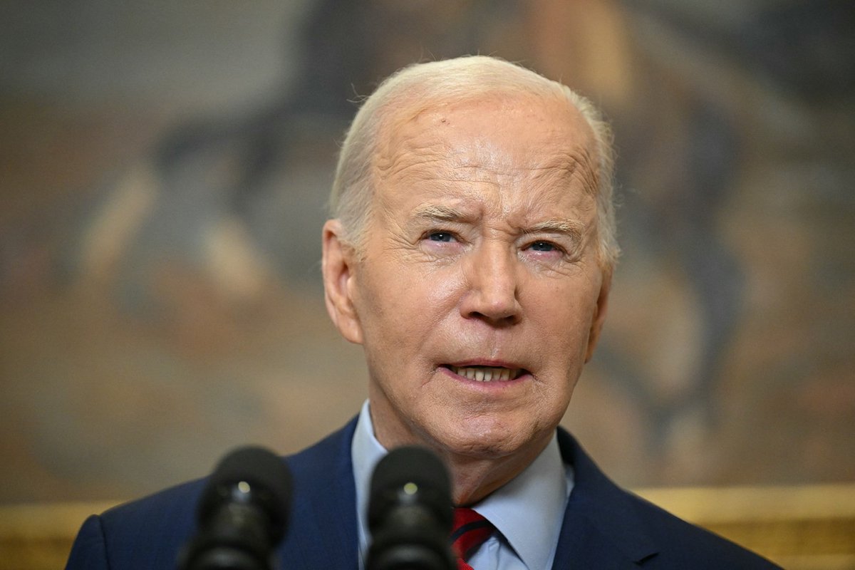 President Joe Biden Condemns ‘Chaos’ on University Campuses 'Dissent must never lead to disorder or to denying the rights of others so students can finish the semester and their college education.' More: rollingstone.com/politics/polit…