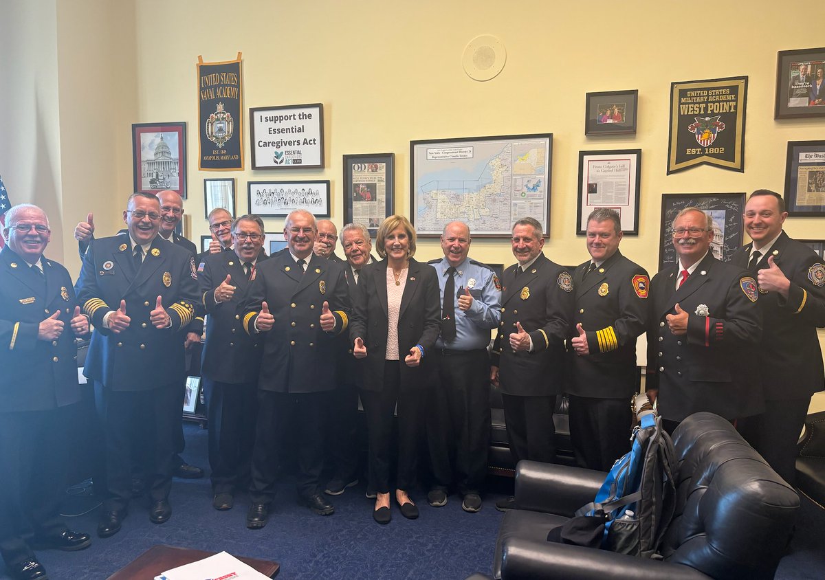 Thank you to the Firefighters Association of the State of New York for meeting with me. Meeting with firefighters from #NY24, including @FASNY President Edward Tase from Lockport, is always an honor! I remain committed to ensuring they have the support they need to do their jobs!
