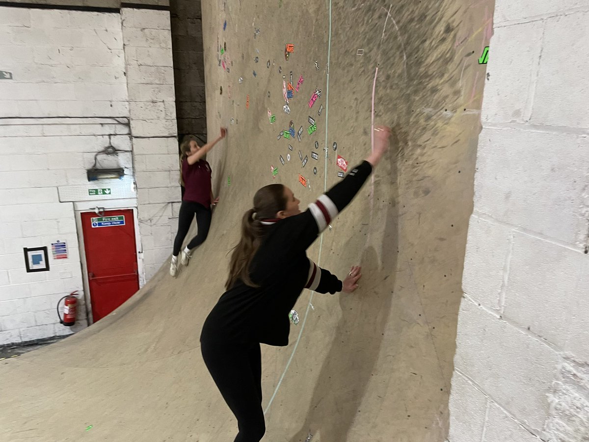 cooper_cooper5's tweet photo. Great to have the wonderful @YorkshireSport @tomhughes_11 & crew this afternoon at onboard, getting first hand experience 😂!!! So grateful for all the support towards @OnboardSheff 🙏#alternativeprovision #sheffieldis https://t.co/l6f9vC9lUK