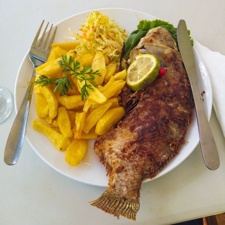 Chambo, a staple in Malawian 🇲🇼 cuisine, is a freshwater fish known for its delicate flavor and tender flesh.

It's often grilled, fried, or stewed, served with staple foods like nsima.

t.me/africafirsts

#ThisIsAfrica #VisitAfrica