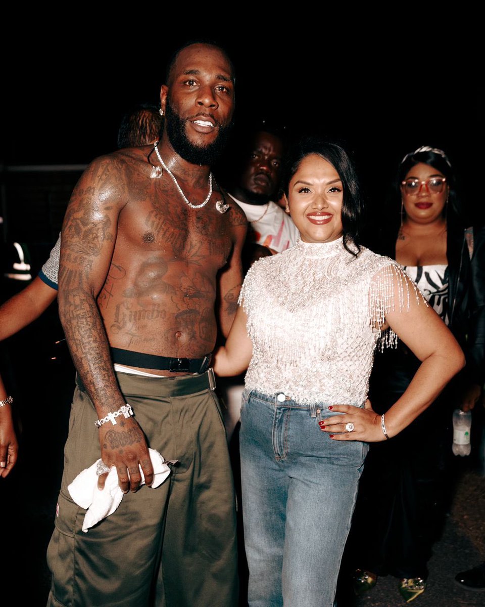 Burna Boy with the First Lady of Guyana🇬🇾😍