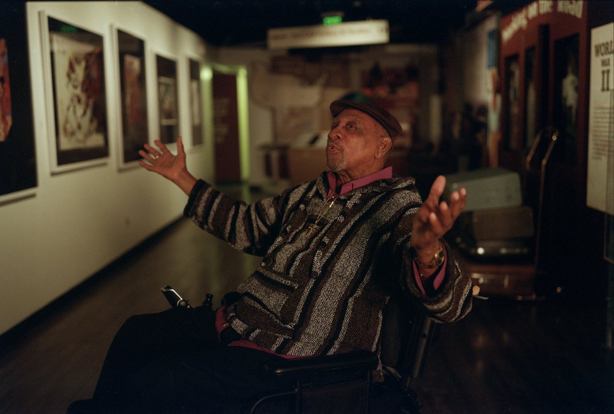 PhotoMeron's tweet image. Season 3 of the Black arts legacy project, in collaboration with @CascadePBS has begun. We’ll be rolling out these artists stories over the following weeks 🖤

Actor and director Tee Dennard photographed at @naamnw