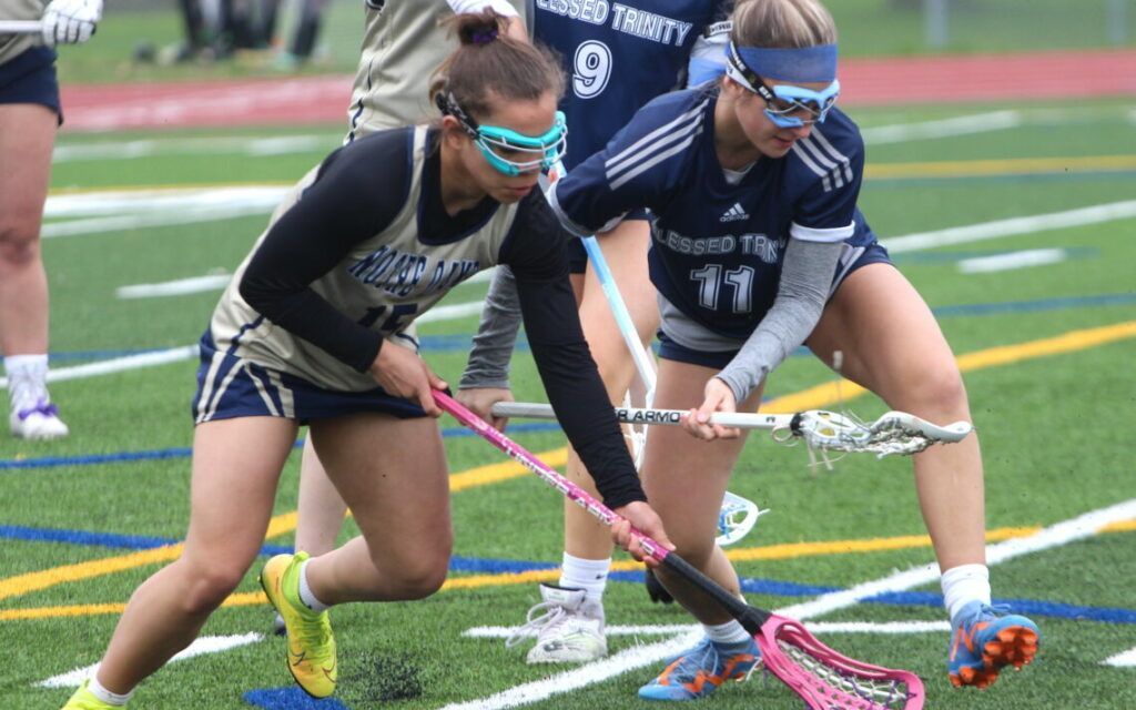 Thunder an instant success buff.ly/3Uni6gz The Blessed Trinity Thunder made an impressive debut Tuesday at the Niagara Catholic Athletic Association girls field lacrosse jamboree at Notre Dame.