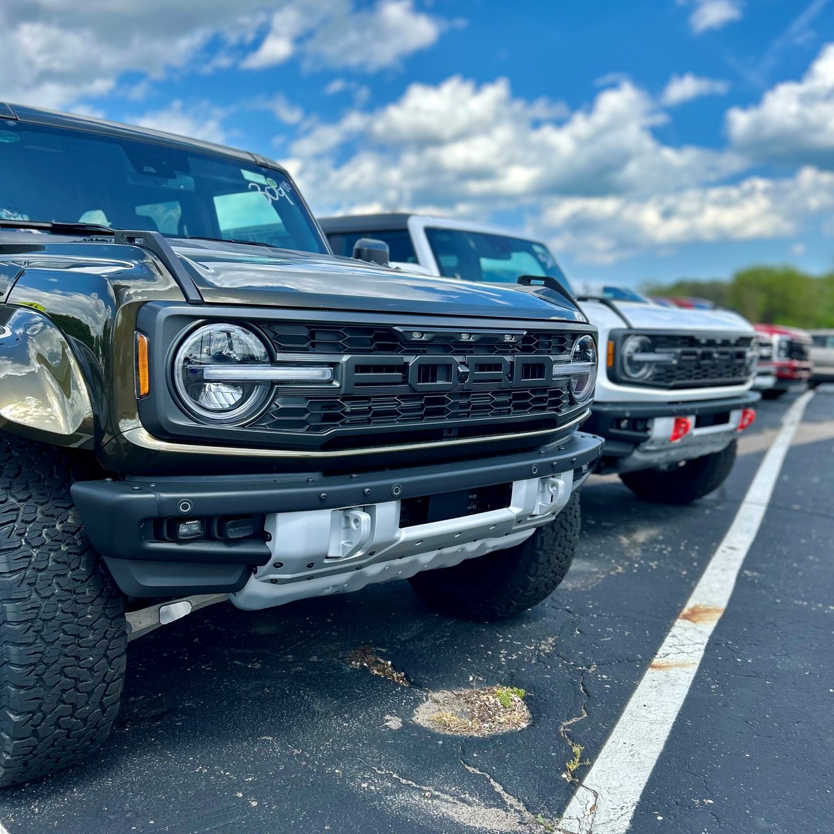 Life's adventures are better with a stable full of Broncos. 🐎✨

Get your Bronco today by calling (586) 792-4100 or by visiting: dorianford.com/offerdetails-N…

#Ford #DorianDeal #BroncoNation #BroncoLife #photooftheday #FordBronco #Bronco #fyp #fypage #metrodetroit #carsdaily