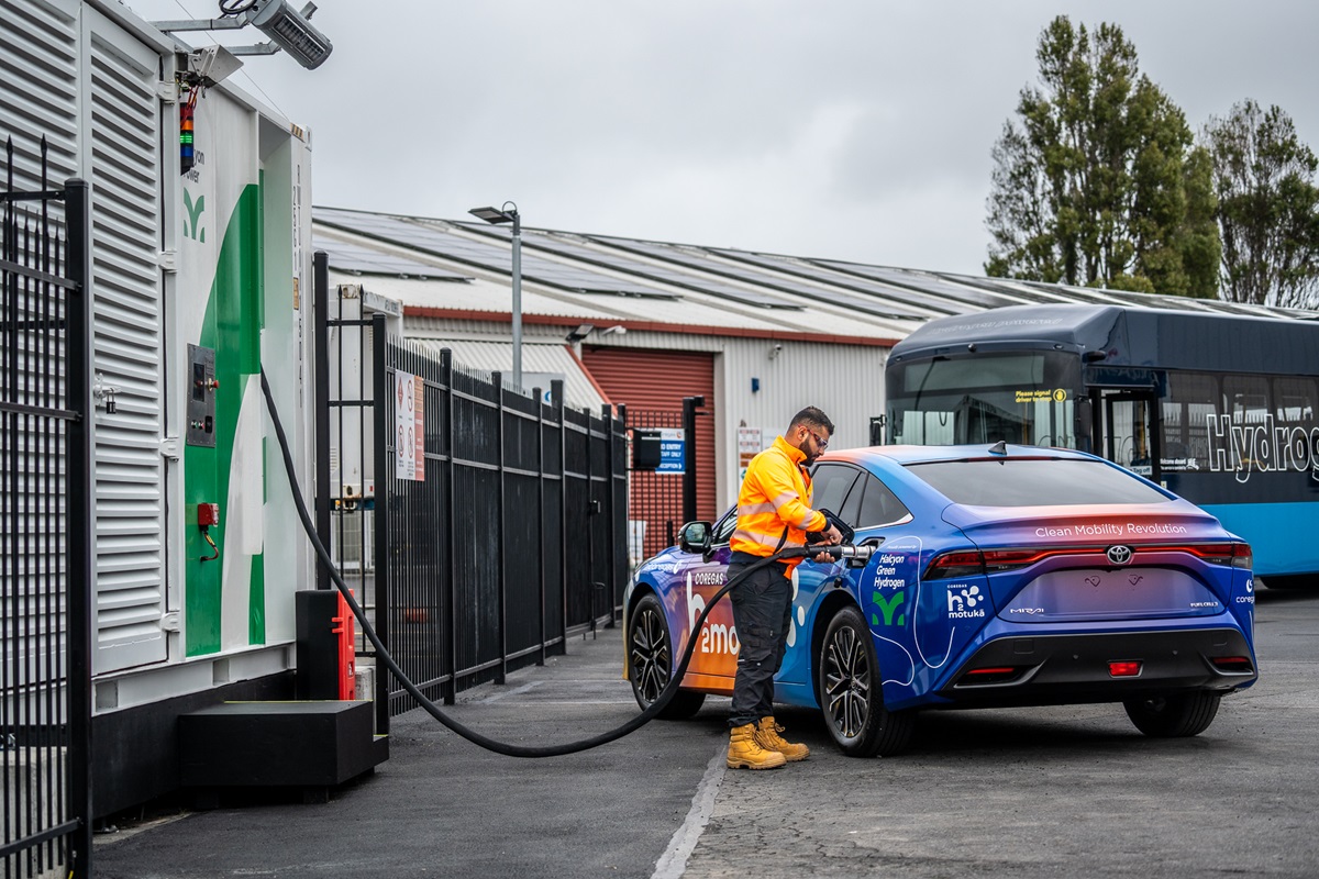 The location is the result of a new project partnership between Coregas NZ and Halcyon Coregas NZ and Halcyon have partnered to bring the first ever...READ More #CoregasNZ #greenhydrogenNewZealand #GreenH2 #Coregas #H2vehicles #Halcyon bit.ly/3QuOigR