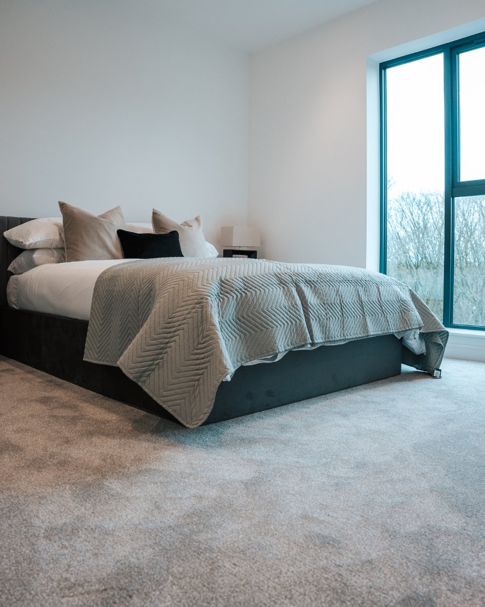 Dream in comfort, wake up to style. Your personal retreat fashioned by Dream Homes Construction. 🛌✨

#BedroomGoals #ComfortLiving #ManchesterConstruction #DHC #DREAM_HOMES_CONSTRUCTION