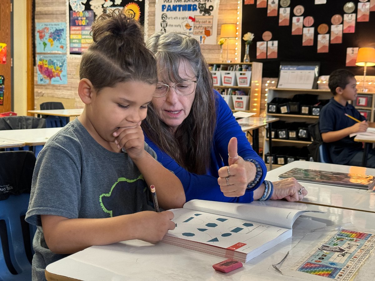 Ms. Wilson is here helping one of our first grade students with their homework. It's one-on-one support like this that helps our students succeed in the classroom. 🎓

#jacksoncharter #jacksoncharterschool #rockfordschools #rockfordschool #rockfordil #rockford