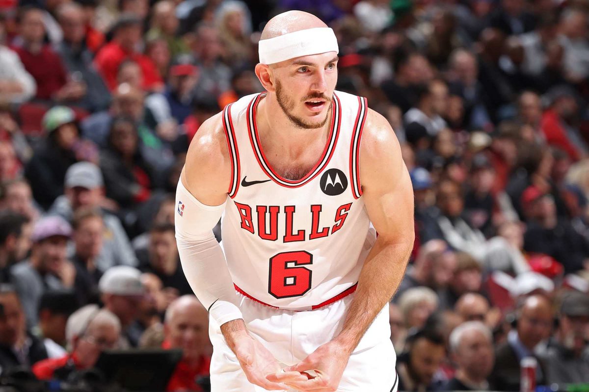 AWARD UPDATE 🚨🚨🚨

Alex Caruso has just won the 2023-24 NBA Hustle Award, per @NBAPR 

BIG CONGRATS TO AC! 🔥🔥🔥 

#BullsNation | #SeeRed