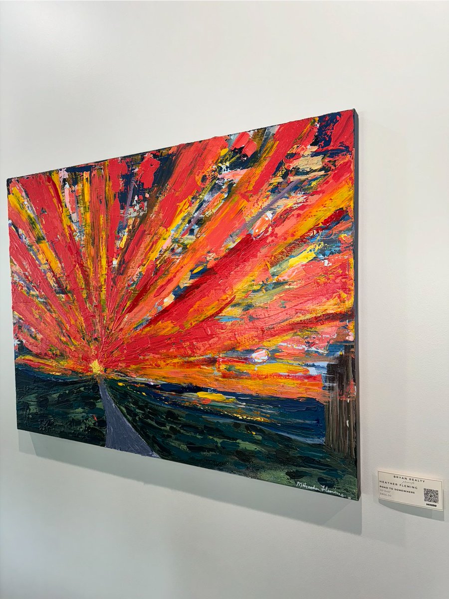 Did you know that at our #lakelandtn office, we proudly showcase artwork (available for purchase) from artists @megandupuyarts and @m_heatherfleming?  🤝💚

#bryanrealtymidsouth #memphisrealestate #memphisartists