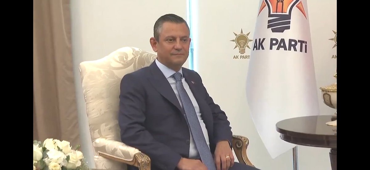 Şu fotoğrafı şöyle bırakayım. 
Yarın öbür gün lazım olursa kullanırız. 😊