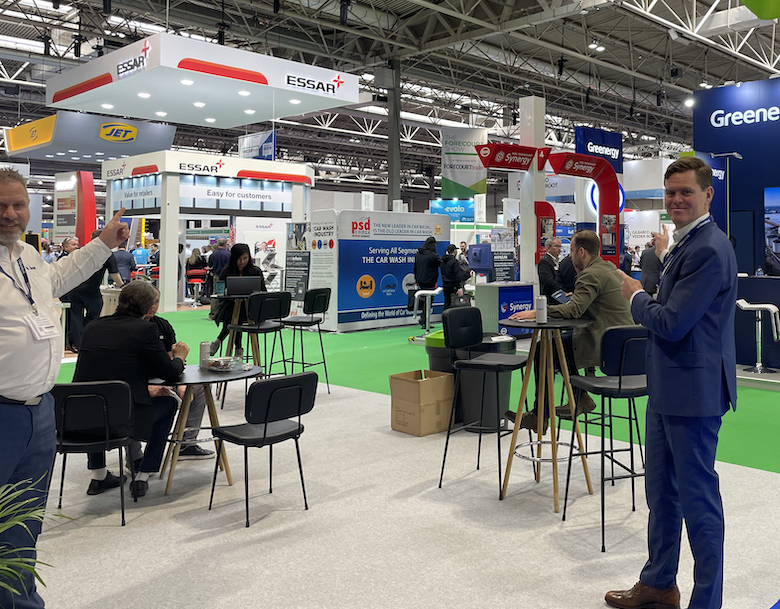 What a fantastic week at The Forecourt Show seeing valued customers like Byron Baker of Essar and partners like Dan Gibson from SureSite! 🇬🇧 🌏

#retailfuel #cstores #forecourt #petroleum #fuel #fuelsupply #forecourtshow2024