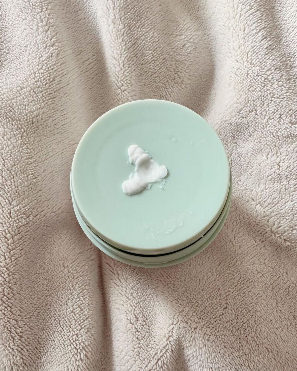 Hey new parents, looking to discover more pediatrician-tested brands? Our community recently got to try the @everedenbrand Nourishing Baby Face Cream. Our member loves that it's fragrance free, but you can see what others think about it via the link: cur.lt/pthvduipl 🫧 👶