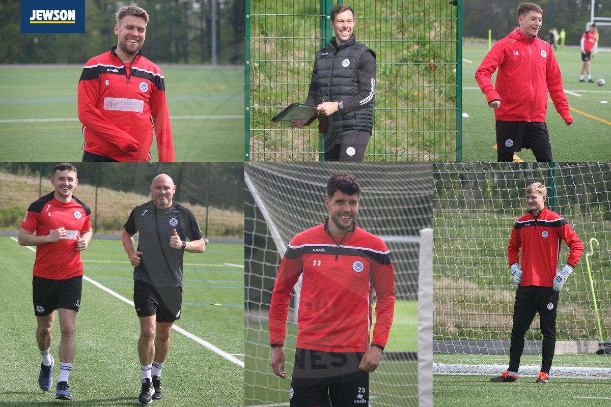 📸😀

All smiles at today's final training session of the season as final preparations are done ahead of the visit of Dunfermline to Somerset Park tomorrow night.

Get your tickets for tomorrow night's clash now 🎟️⬇️
ayrunitedfc.co.uk/dunfermline-h-…

#WeAreUnited