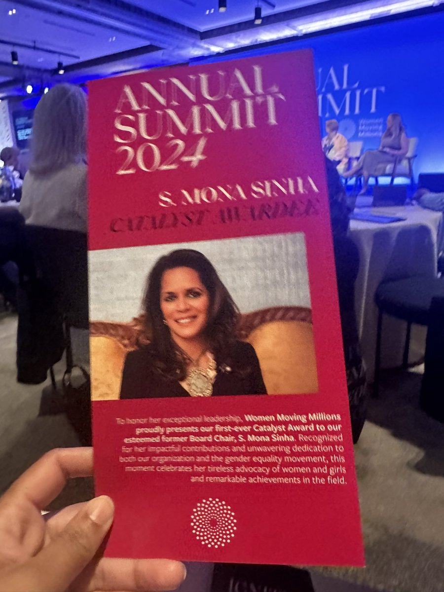 Honoring @WomMovMillions previous Board Chair Mona Sinha ! 

Having met her just a year ago, what a trailblazing leader, check out her bio:
@equalitynow 
#wmmsummit2024

womenmovingmillions.org/stories/meet-m…