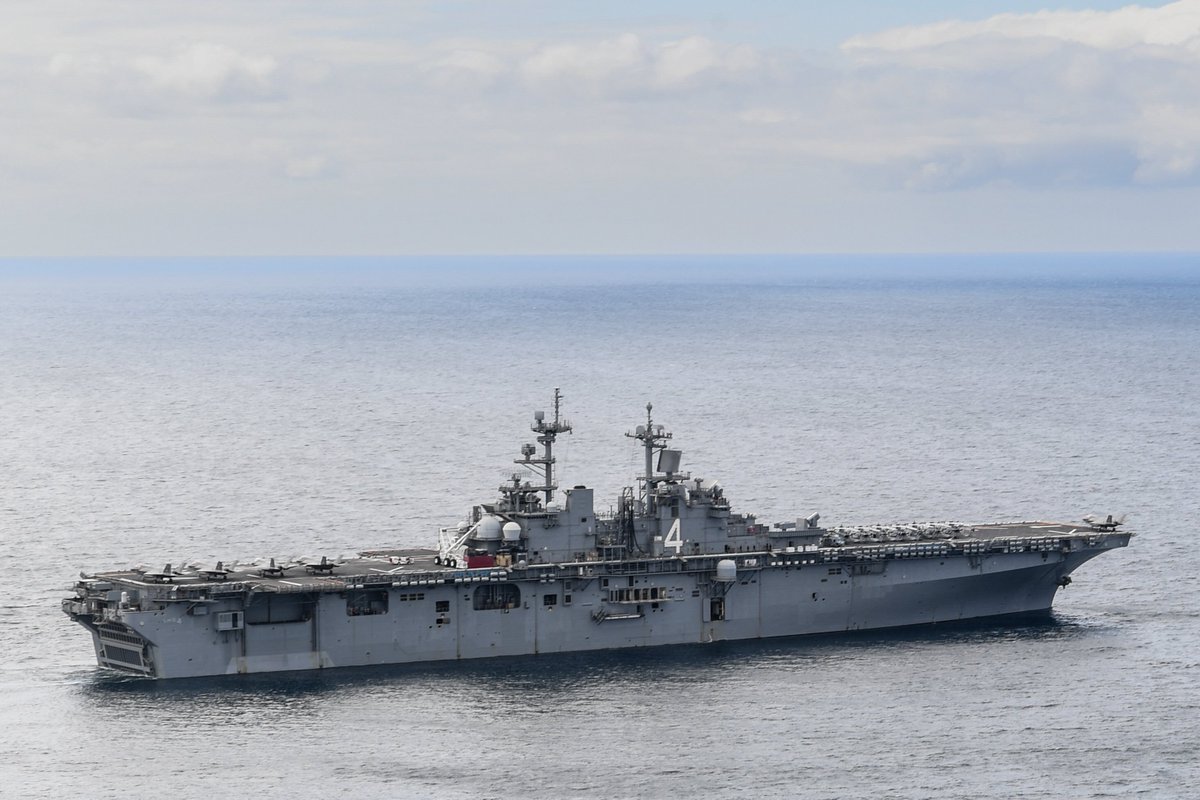 AIYeyENGDdJkjTr's tweet image. May 3, 2024
#USS Boxer (LHD-4) #Starboard rudder repair #Takes approximately 2 months

Navy Elects to Fix USS Boxer Rudder with Divers, Repair Could Take 2 Months