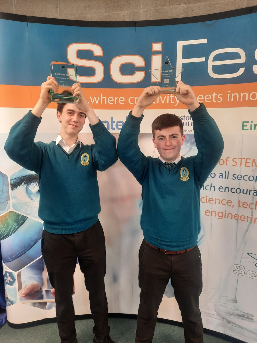 Congratulations to Marc O'Connor who won a Chemistry Award for his project 'Investigation into the health benefits of Algal Pigments' at the regional finals of Scifest at MTU yesterday. Also, Benedek Hernold-Csorba who won the Intel Technology Award on the day.