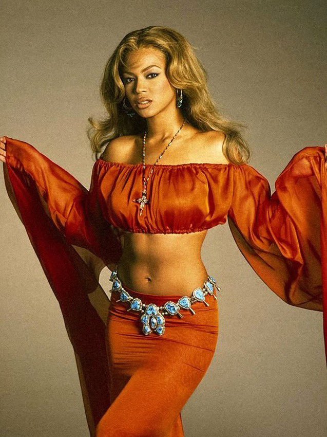 Beyoncé for Ebony Magazine, 2002