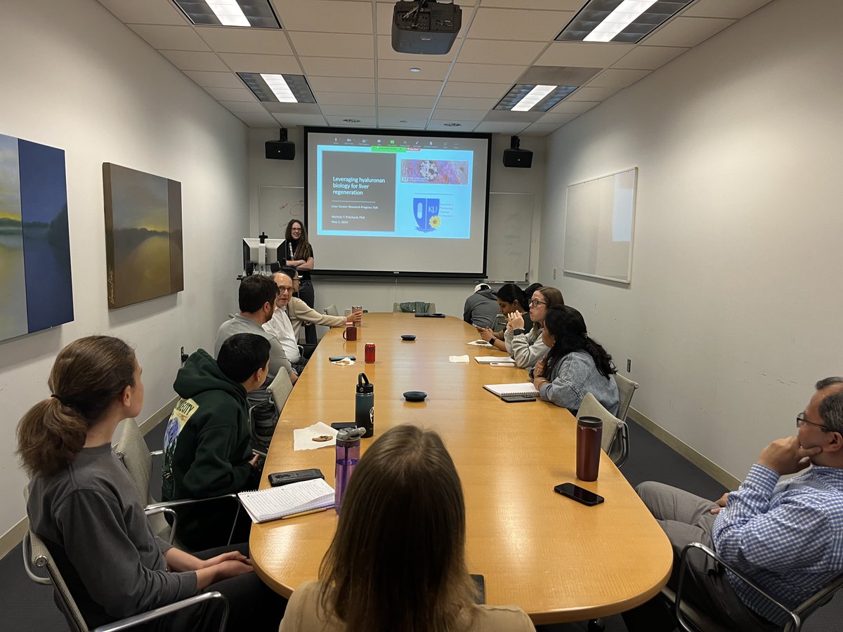 Dr. Michele Pritchard gave a great talk yesterday for our Liver Center Research Progress Talks. Thank you so much, Michele, and everyone that showed up to listen and spark conversation. #ResearchProgressTalks