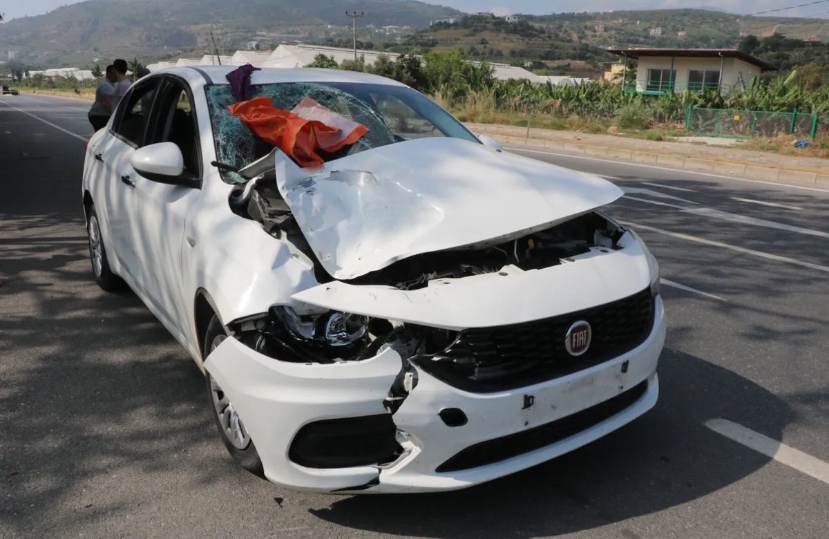 Antalya’da alk.llü sürücünün otomobille çarptığı kadın hayatını kaybetti.