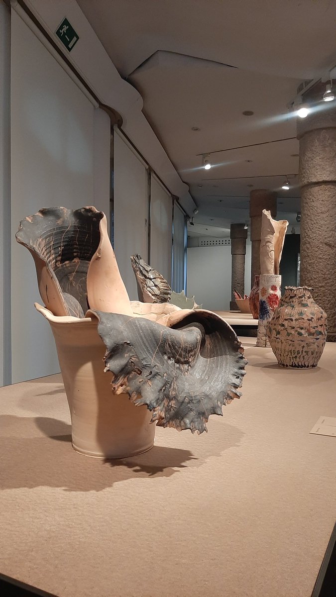 🎙 Ja teniu disponible el capítol de #ElPiscolabis
podcastcity.cat/podcastcity/el…
CERÀMICA
🏺Parlem de la nova mostra temporal de La Pedrera-Casa Milà, a Barcelona. Ens hi van convidar com a prescriptors culturals per veure l'exposició de l'obra ceràmica de Miquel Barceló: fins 30/06.