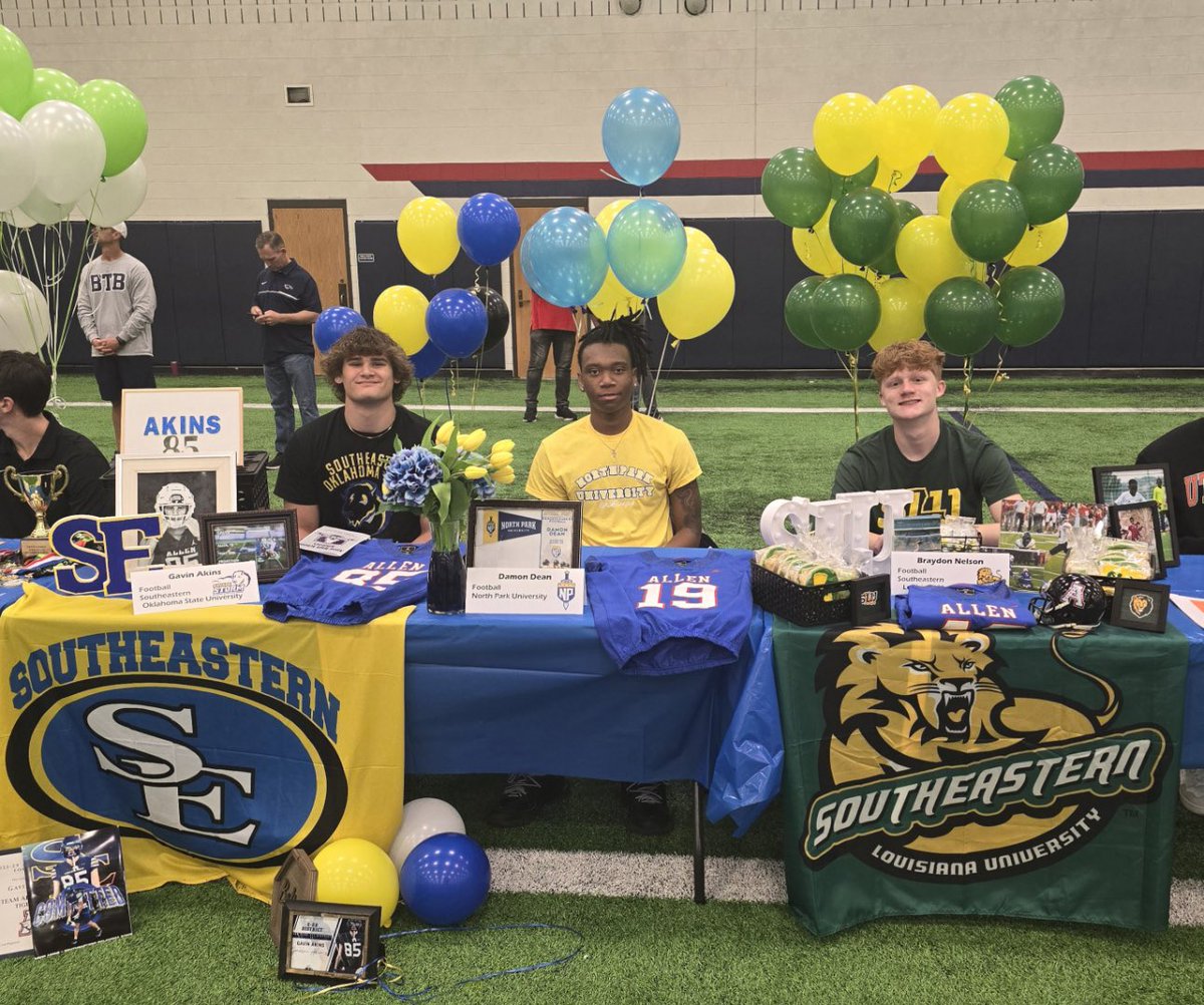 Allen Eagles Football🏆🏆🏆🏆🏆 (@alleneaglesfb) on Twitter photo 🚨SIGNING DAY🚨
Congratulations to the following men who committed this morning! We are proud of you all and look forward to seeing your future achievements!
<a href="/Damon_dean7/">Damon “Damo” Dean</a> > <a href="/NPUFootball/">North Park Football</a>
<a href="/GavinAks/">Gavin Akins</a> > <a href="/SavageStormFB/">Savage Storm Football</a>
<a href="/BraydonNelson2/">Braydon Nelson</a> > <a href="/LionUpFootball/">Southeastern Football</a>
#BTB | #RecruitTheA 🚨SIGNING DAY🚨
Congratulations to the following men who committed this morning! We are proud of you all and look forward to seeing your future achievements!
<a href="/Damon_dean7/">Damon “Damo” Dean</a> > <a href="/NPUFootball/">North Park Football</a>
<a href="/GavinAks/">Gavin Akins</a> > <a href="/SavageStormFB/">Savage Storm Football</a>
<a href="/BraydonNelson2/">Braydon Nelson</a> > <a href="/LionUpFootball/">Southeastern Football</a>
#BTB | #RecruitTheA
