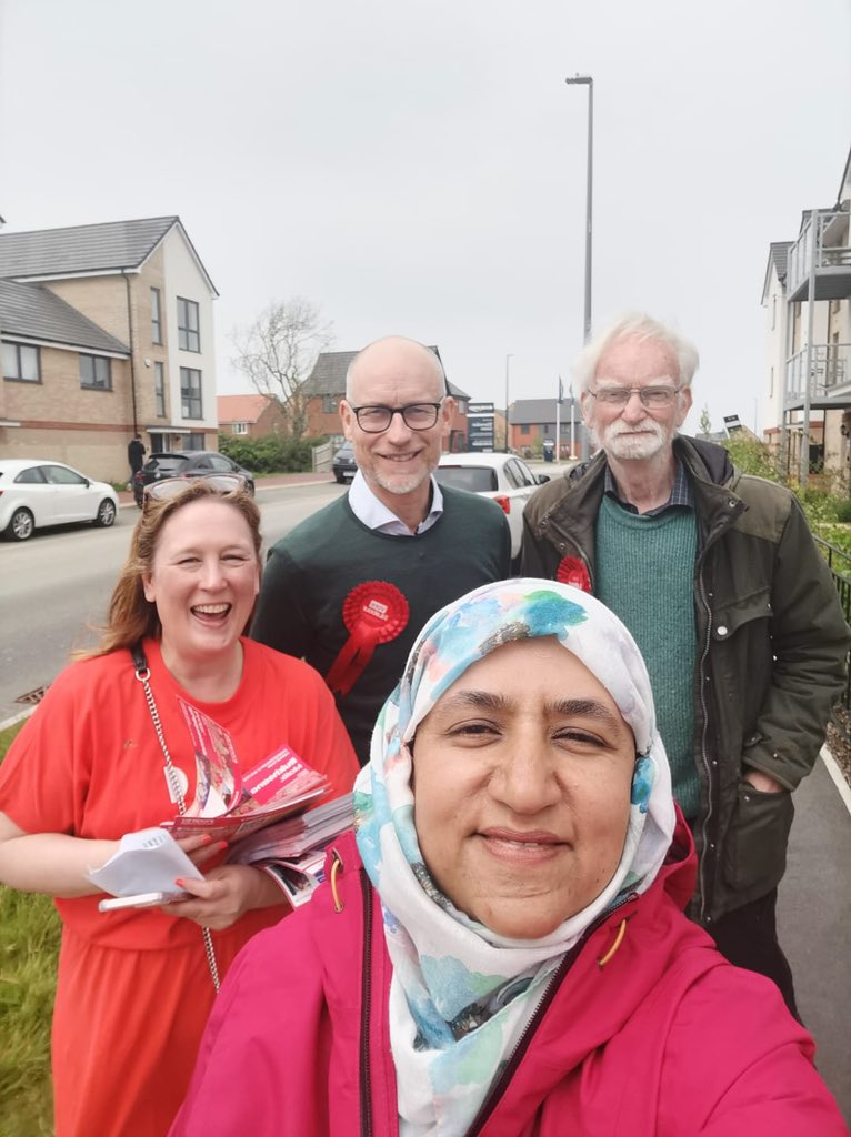 It was great to be out in Milton Keynes (Danesborough & Walton ward) campaigning for our outstanding #Labour candidate Rukhsana Malik. Really warm reception for Rukhsana on the doorsteps, and for Labour’s positive and transformative change agenda 👍👍👍