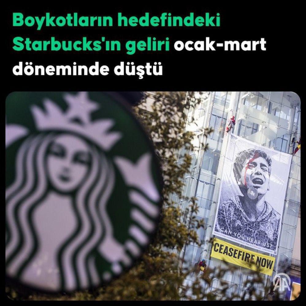İsrail'in Gazze'ye yönelik saldırıları nedeniyle boykotlarla karşı karşıya kalan Starbucks'ın geliri ocak-mart döneminde düştü ⤵️ ➡️ Yıllık bazda yüzde 2, mağaza satışlarında yüzde 4 gerileme yaşandı ➡️ Şirketin hisse başına karı da düştü #SONDAKİKA #Gazze