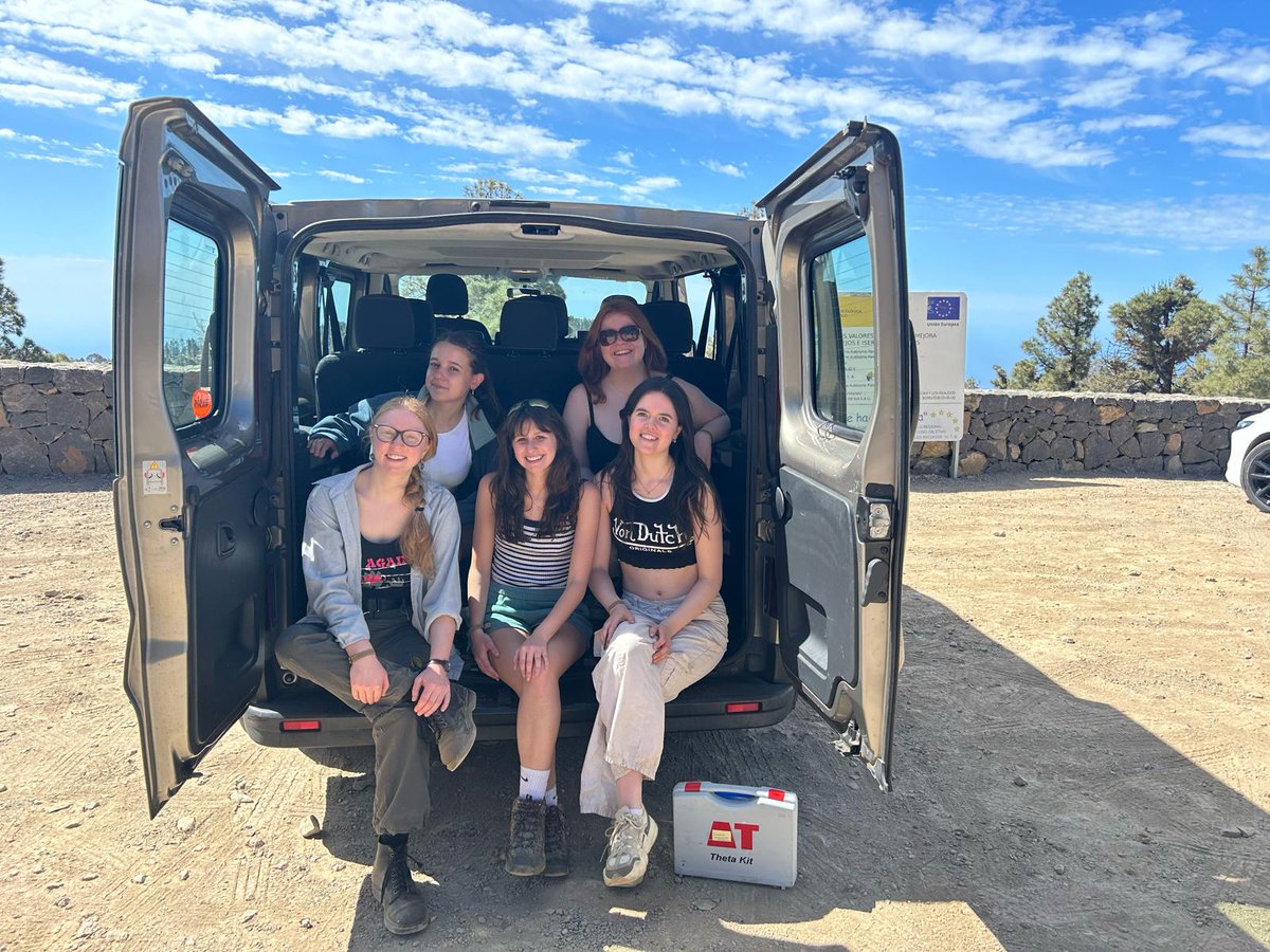 Back from an epic field trip teaching a brilliant group of students about water in Tenerife. Pics taken while measuring soil moisture across the whole island and visiting a desalination plant.
Cheers to teamwork, #womeninSTEM, and our trusty ride, Maggie the mobile lab! 🚘🧪