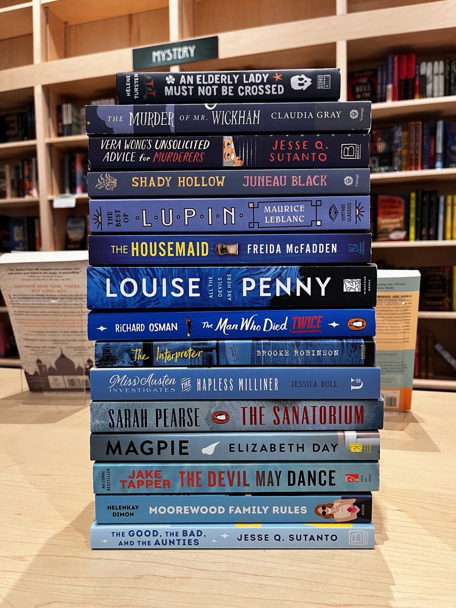 Happy Thursday! Are you looking for a new mystery to unlock? Check out this blue-tiful stack of whodunits. 💙 💙 Featured are P&P favorites from Jake Tapper (@jaketapper), Richard Osman (@richardosman), and Jesse Q Sutanto. Can you spot any of your favorites? Let us know below!