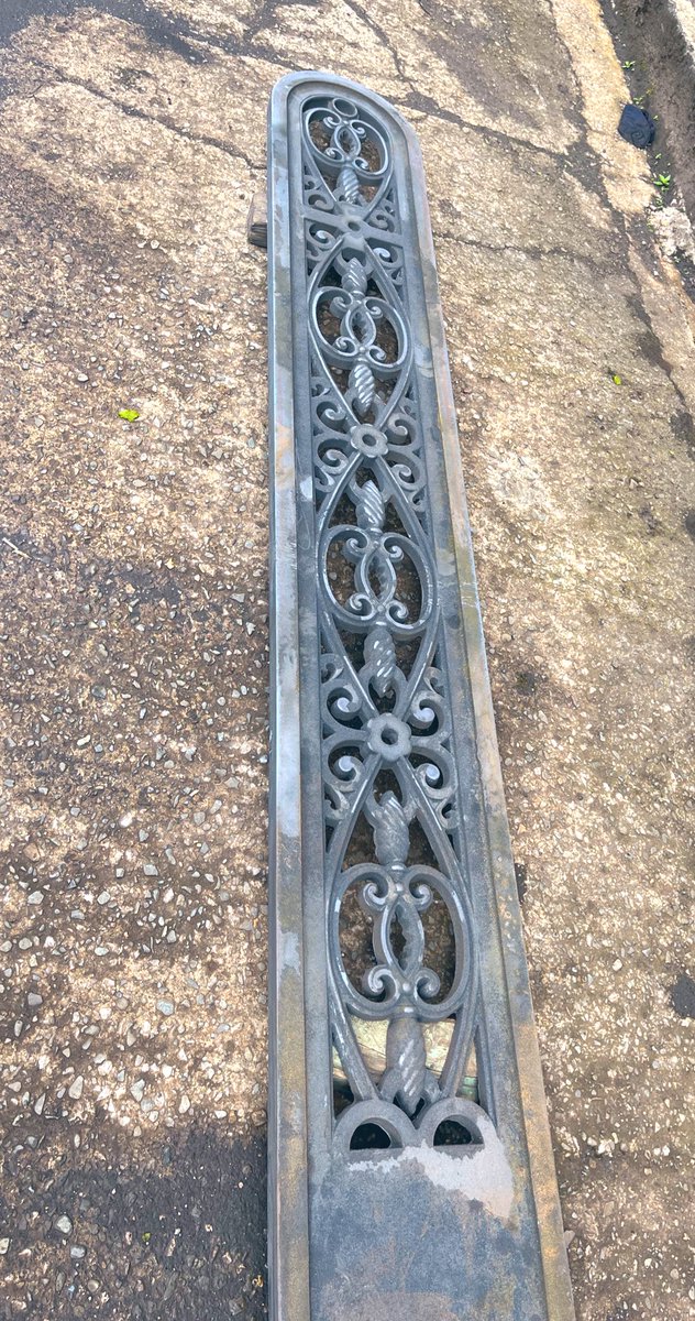 A day in the pattern making workshop and the results from the foundry🏛️The gates for Mowpin Lodge at #HaighHall are one step closer to installation🏛️Thanks to one of the countries leading historic metalwork specialists @LostArtLimited who are based in Wigan🏛️