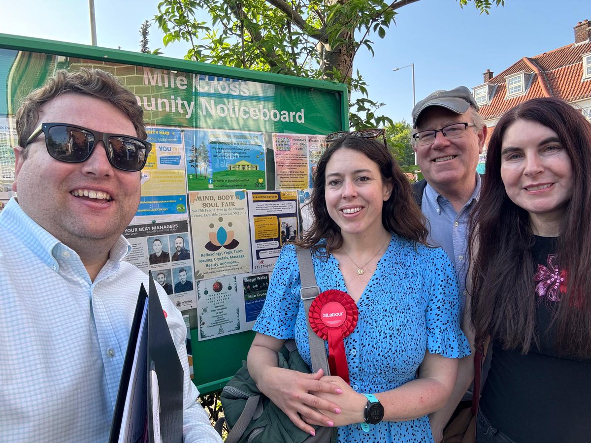 No council elections in Great Yarmouth today 👀 so have gone over to Norwich to help get @haywood_jasper elected in Mile Cross. Last few hours to push now until polls close at 10pm. Let's go 💪 #VoteLabour 🇬🇧🌹