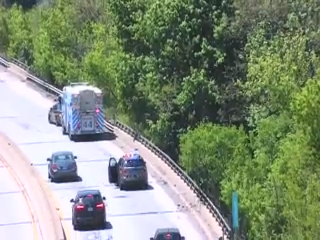 #Chesco 30 Bypass WB past Rt 82 the right lane is blocked with a crash @StevieLReese @511PAPhilly @KYWNewsradio