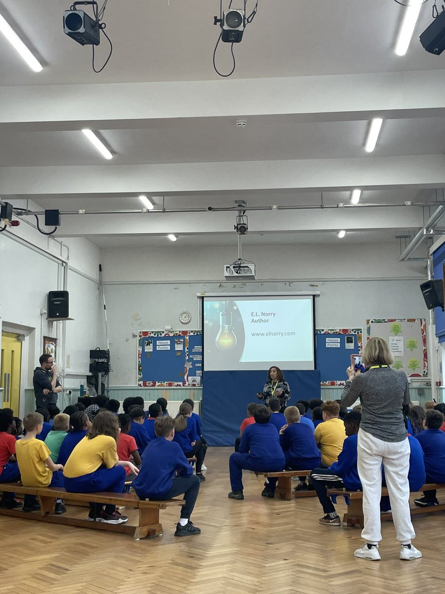 What a brilliant day out visiting schools and young readers with @elnorry_writer for FABLEHOUSE: HEART OF FIRE 

First visit was to <a href="/FortismereEvent/">FORTISMERE SCHOOL !</a> and then on to <a href="/SelsdonPrimary/">Selsdon Primary School</a> with <a href="/wokebabiesuk/">Woke Babies</a> ❤️🔥