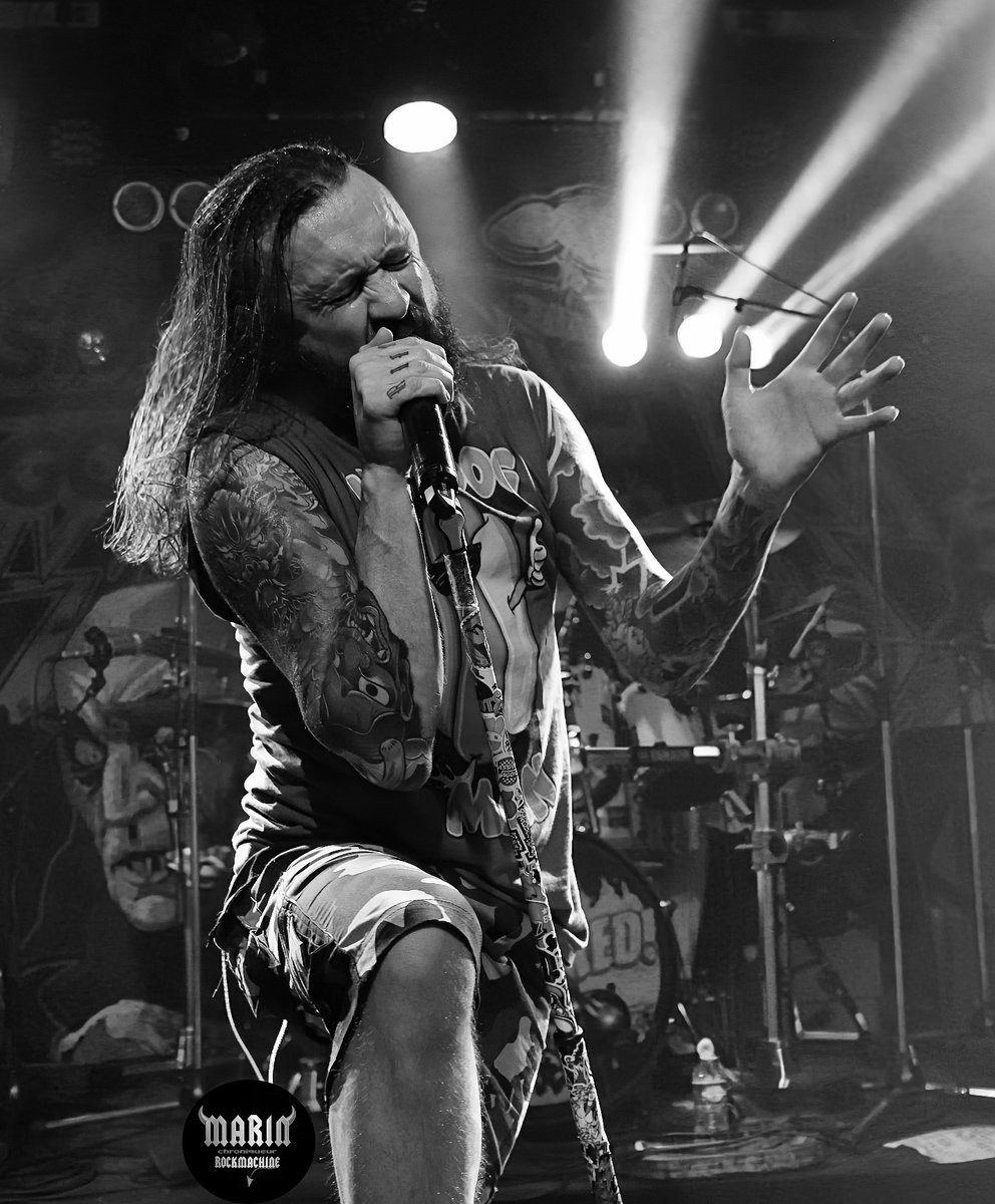 Barry Mills @MassiveWagons -  @GeorgesLangRTL  #rock  #rocknroll #hardrock #England