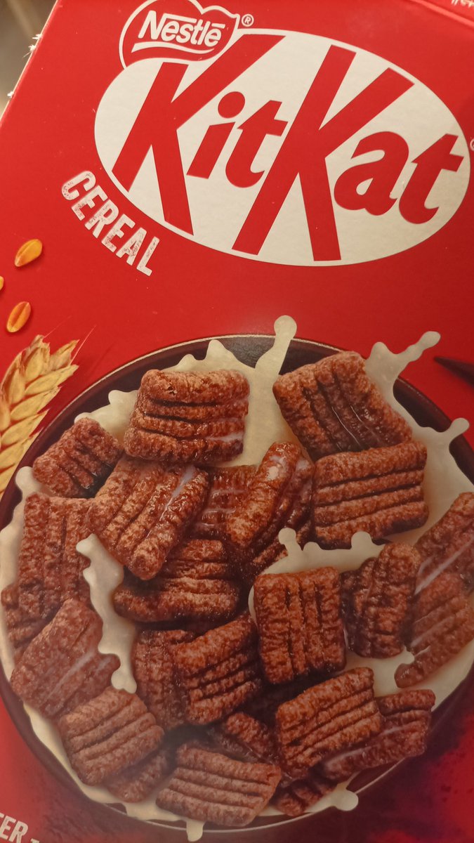 Robin27995404's tweet photo. Kitkat new arrival 😋 https://t.co/UQna4Ldroh