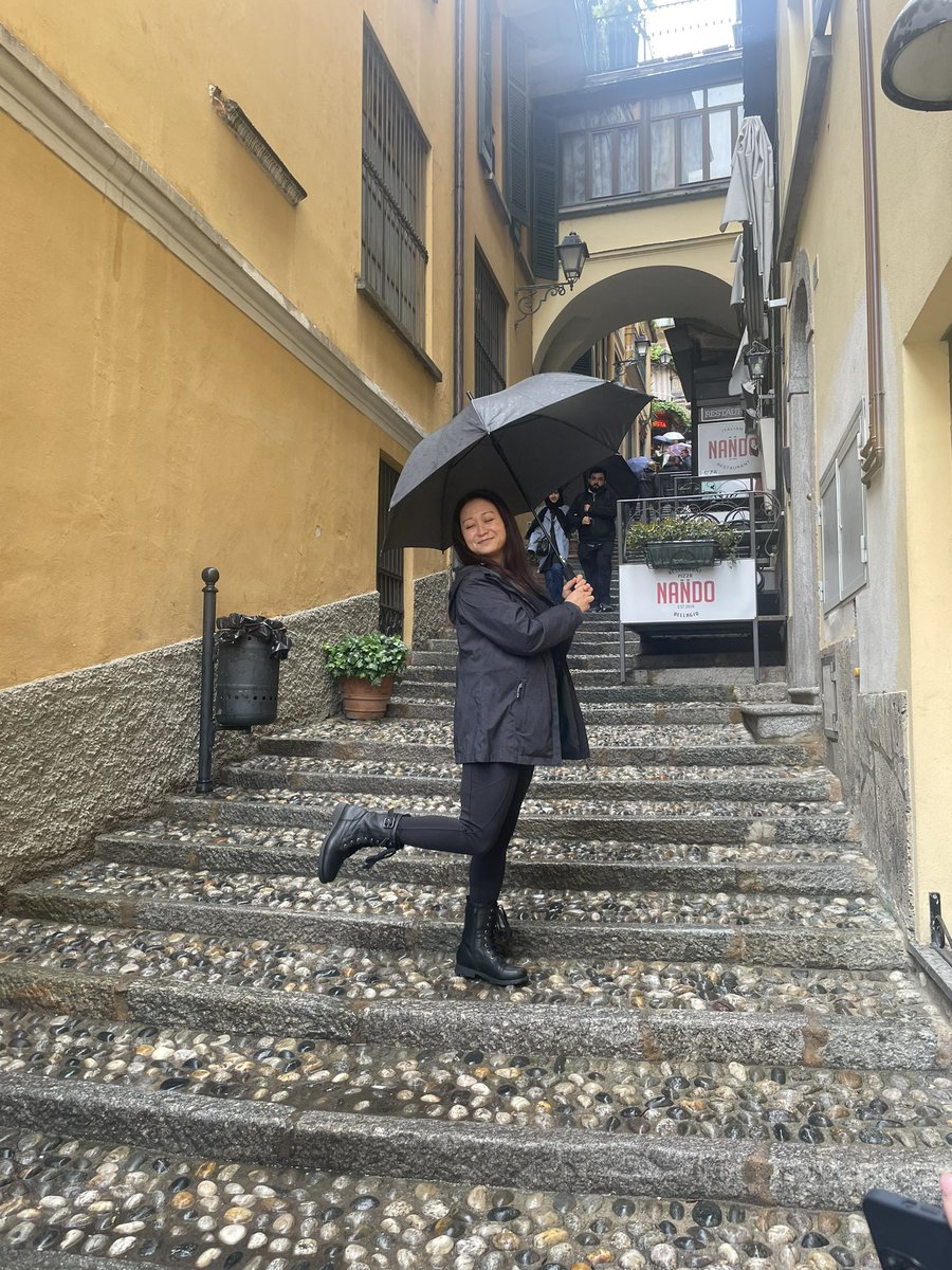 Baby I love it when it rains down on me. @thisisloveless Rainy day in Lake Como. Gratzie Italy.