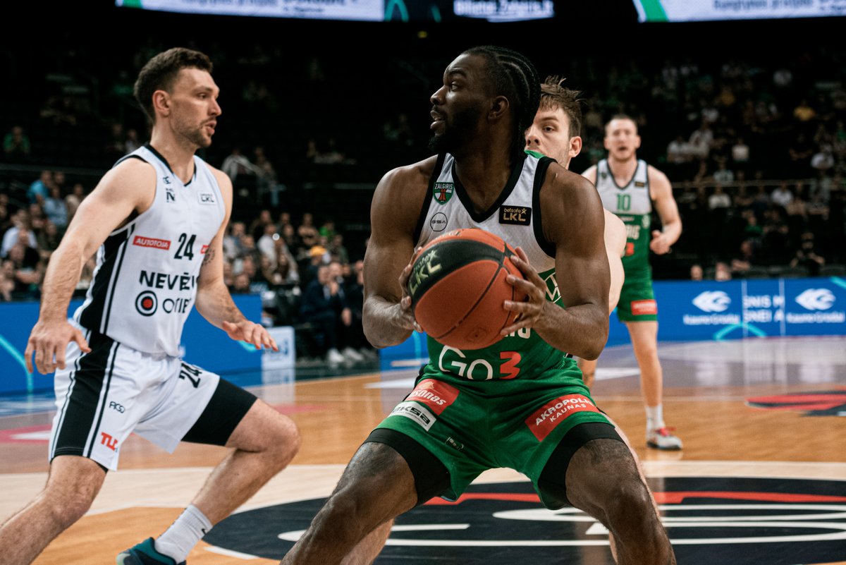 bczalgiris tweet picture