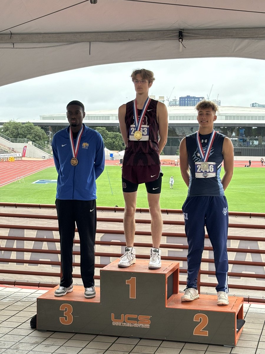 Proud of you <a href="/Gekyle3/">Gekyle</a> ! Congrats on another great year! You represented Brownsboro well! Cant wait to see you show out at TCU!  <a href="/BearRecruits22/">Bear Nation</a> <a href="/LanceConnot/">Lance Connot</a> <a href="/SamCowling02/">Sam Cowling</a> <a href="/TCUFootball/">TCU Football</a>