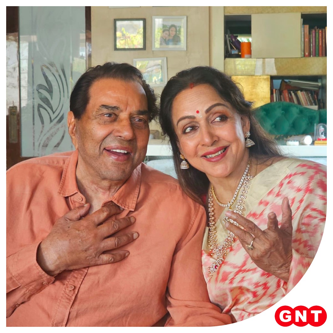 बॉलीवुड के दिग्गज अभिनेता धर्मेंद्र और उनकी ड्रीम गर्ल हेमा मालिनी आज अपने शादी की 44वीं सालगिराह  मना रहे हैं, इस खास मौके पर एक्ट्रेस ने अपने इंस्टाग्राम पर धर्मेंद्र के साथ कुछ ख़ास तस्वीरें शेयर की हैं। देखें कपल की खुबसूरत तस्वीरें...

#Dharmendra #HemaMalini