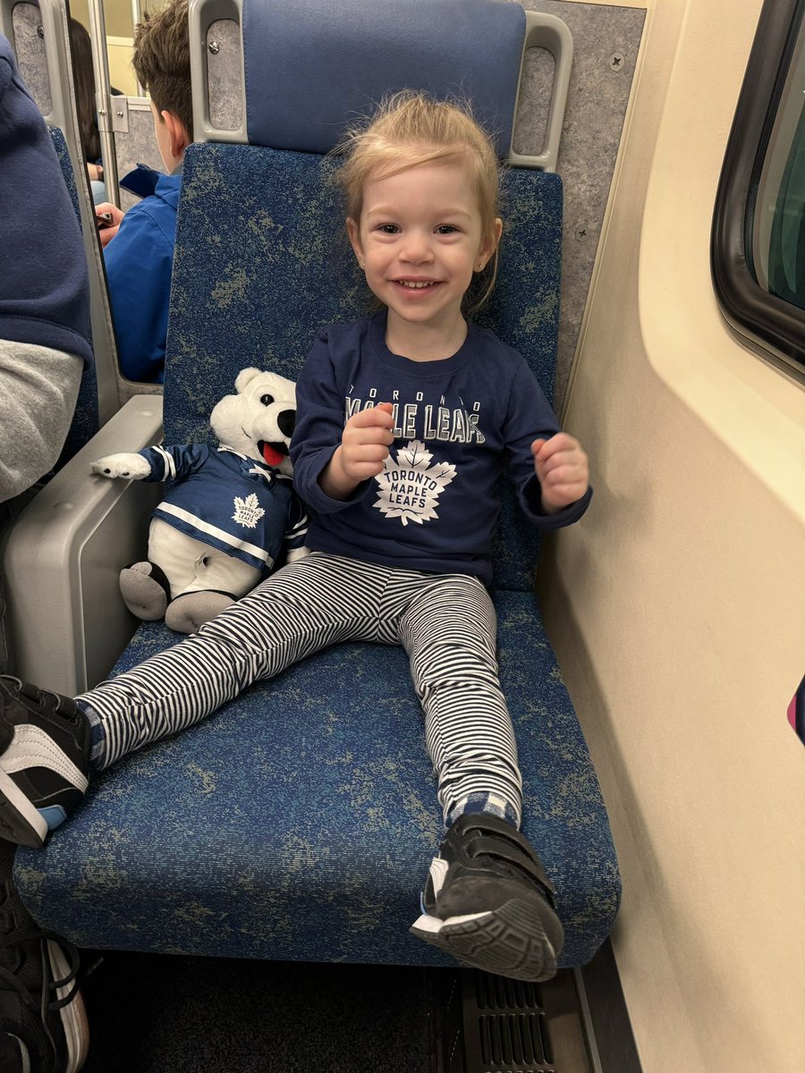 @Bonsie1951 @MapleLeafs @ScotiabankArena @Jim_Ralph @FAN590 We are ready!! 🇨🇦💙🍁🏒🥅🇨🇦