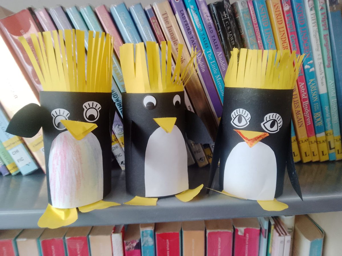 Sam made some lovely Rockhopper Penguins for our evening #CraftClub! Pop in on Thursdays between 4-5 to make something cool! (Ages 5+) @Royal_Greenwich @GreenwichLibs @Better_UK #LoveYourLibrary