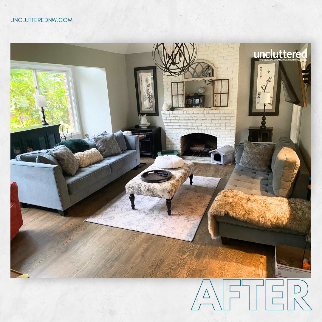 unclutterednw's tweet image. Say goodbye to clutter and hello to cozy! We're thrilled to share the transformation of our client's living room into a tranquil sanctuary. 🏡💫

Let's make your dream space a reality! Email us today at info@Unclutterednw.com #LivingRoomMakeover #HomeSanctuary #DeclutterYourSpace