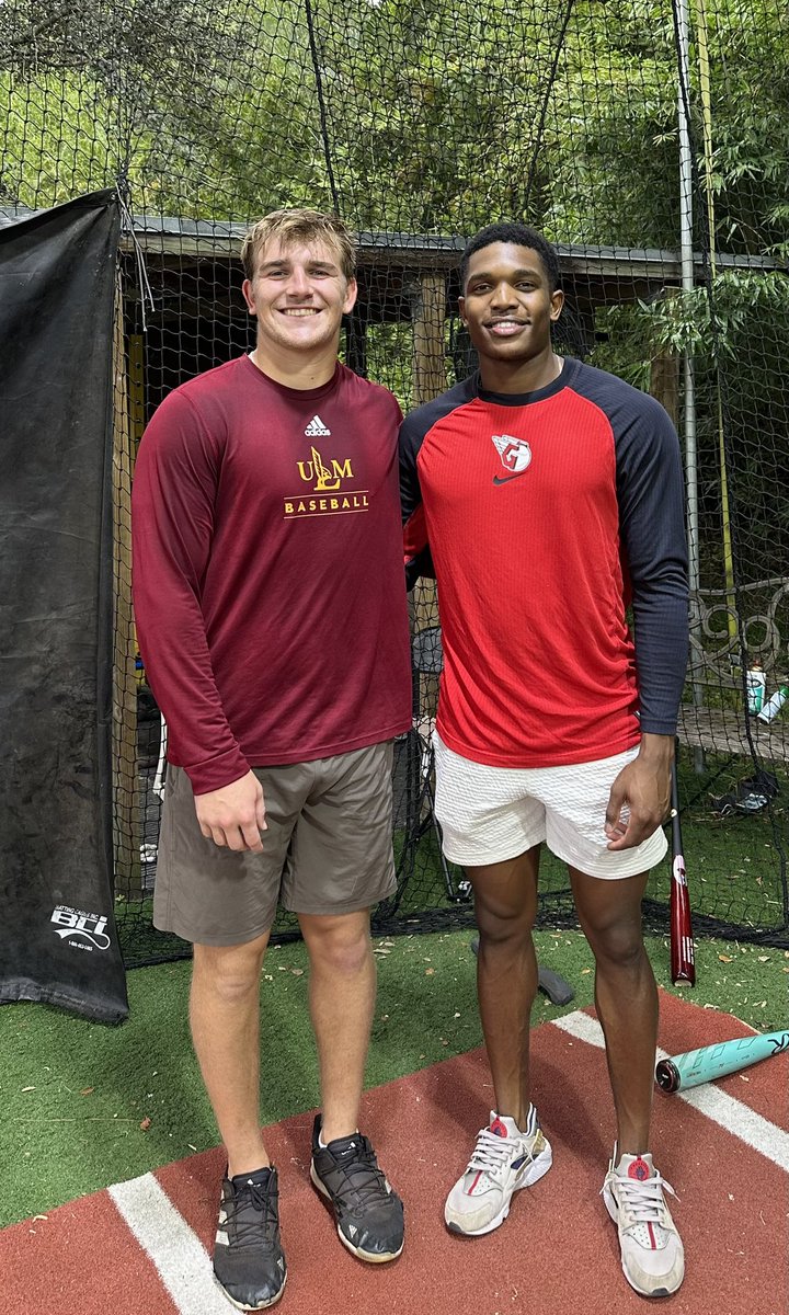 Heading to the airport for my last @ULM_BSB trip of the year and this one is special as I get to watch @haggard_jake compete against family friend @tjmckenzie24 of @GSAthletics_BSB.  First time these guys have been on the same field in opposing dugouts.