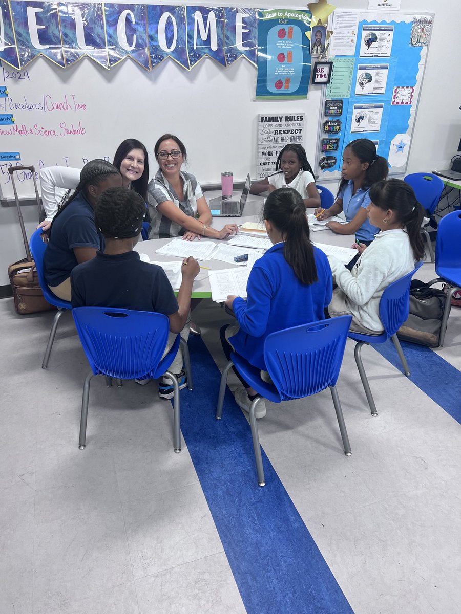 Inst. Supervisor Lynn Carrier alongside CSS Erika Pell supporting small group math instruction ⁦@charlesdrewk8⁩ #allin #yourbestchoicemdcps ⁦@MDCPS⁩ ⁦@SuptDotres⁩ ⁦@LDIAZ_CAO⁩ ⁦@trydiggs⁩